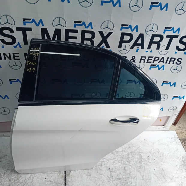 MERCEDES BENZ C-CLASS W205 PASSENGER SIDE REAR DOOR N/S/R WHITE  COMPLETE FMD149