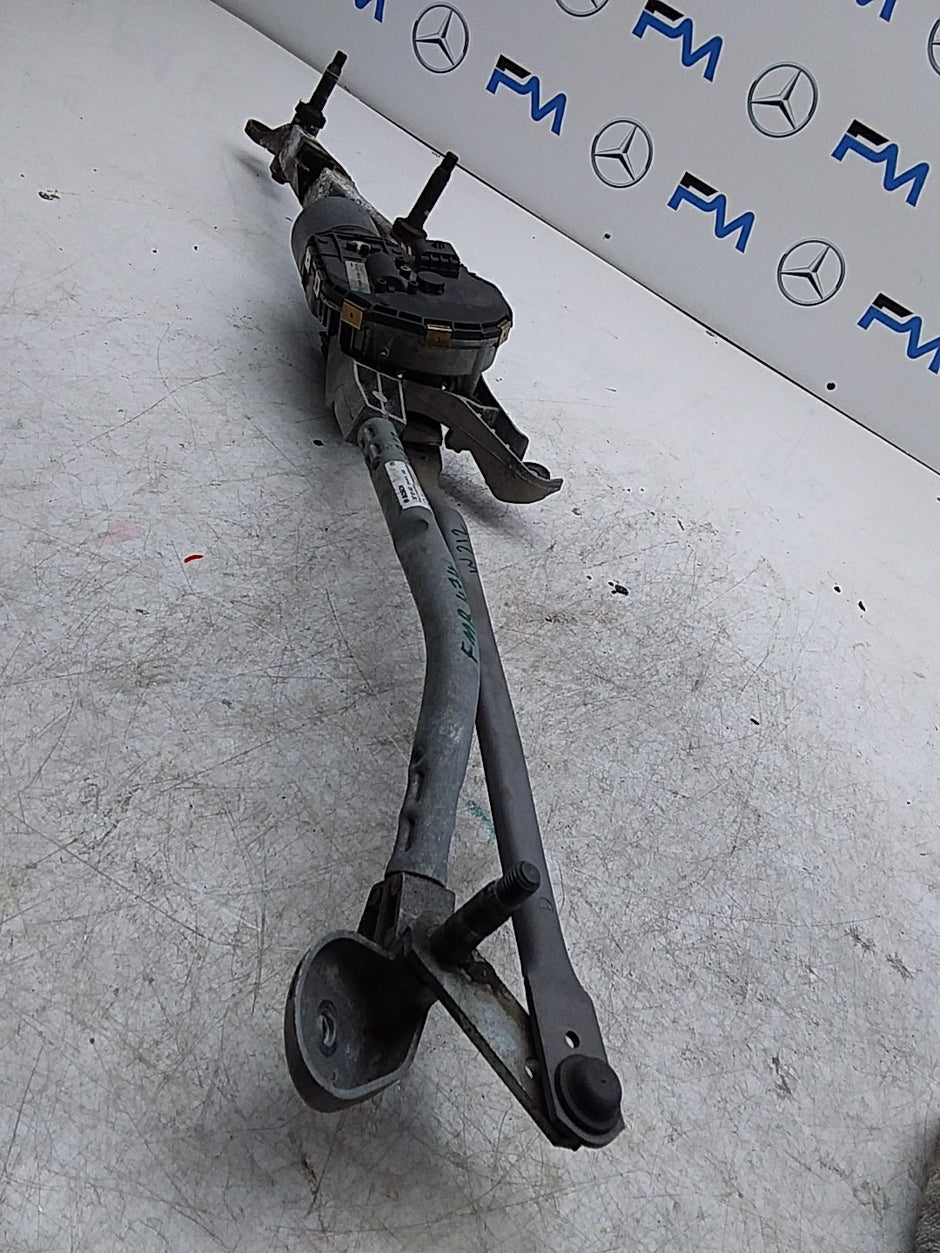 MERCEDES BENZ  E-CLASS W212 WIPER MOTOR FRONT AND LINKAGE A2128201340 FMR474