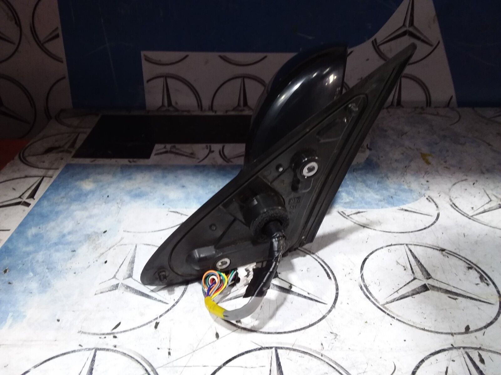 MITSUBISHI OUTLANDER MK2 DRIVER SIDE WING MIRROR WITH INDICATOR POWER FOLD 2012