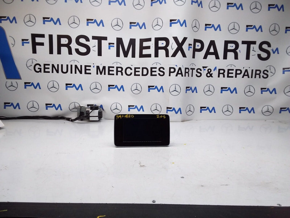 MERCEDES C-CLASS W205 2014 SAT NAV MULTIMEDIA SCREEN A2059004113 FM00680