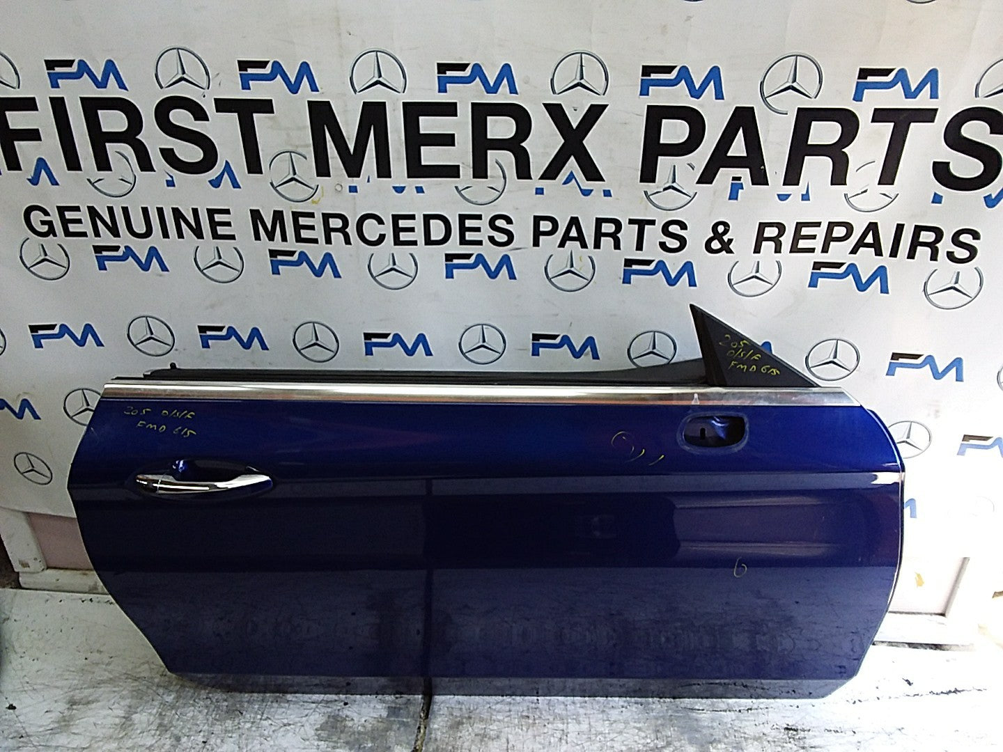MERCEDES C-CLS W205 COUPE DRIVER FRONTDOOR OSF BLUE 2016 ONWARDS COMPLETE FMD615
