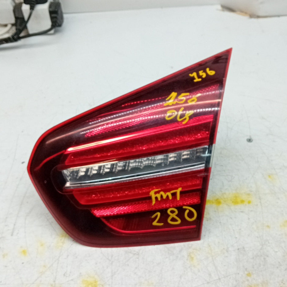 MERCEDES GLA X156 DRIVER RIGHT OS REAR INNER TAIL LIGHT A1569069000 2019 FMT280