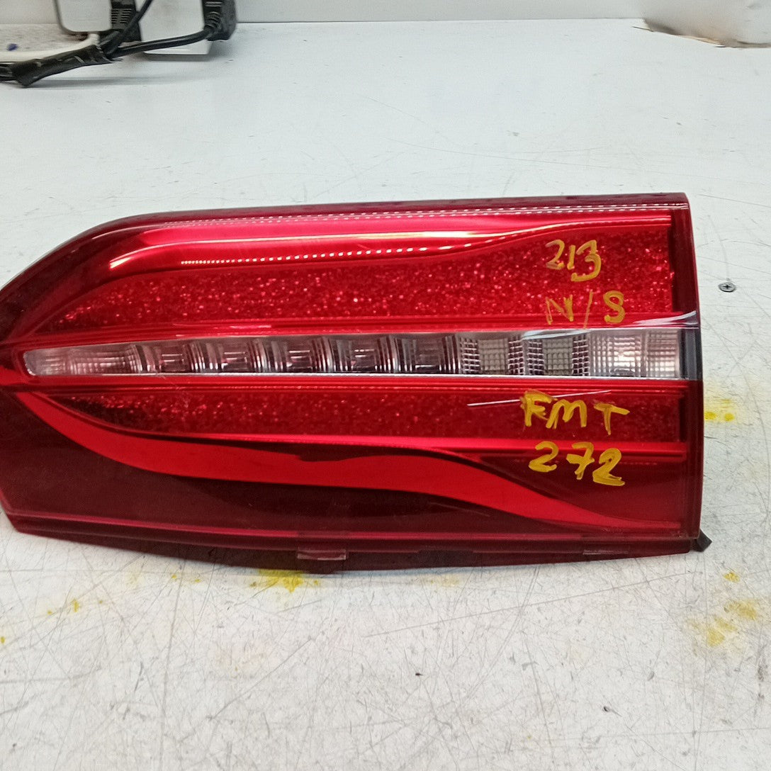 MERCEDES E-CLASS W213 PASSENGER LEFT NS REAR TAIL LIGHT  2016 FMT272
