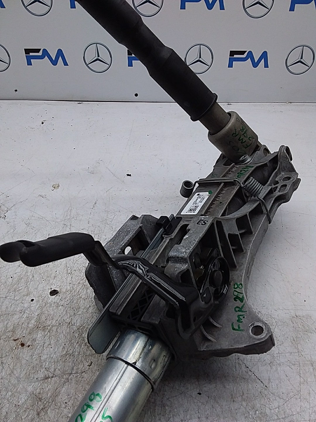 MERCEDES C-CLS W205 ADJUSTABLE STEERING COLUMN AND JOINT  A2054604216 FMR298