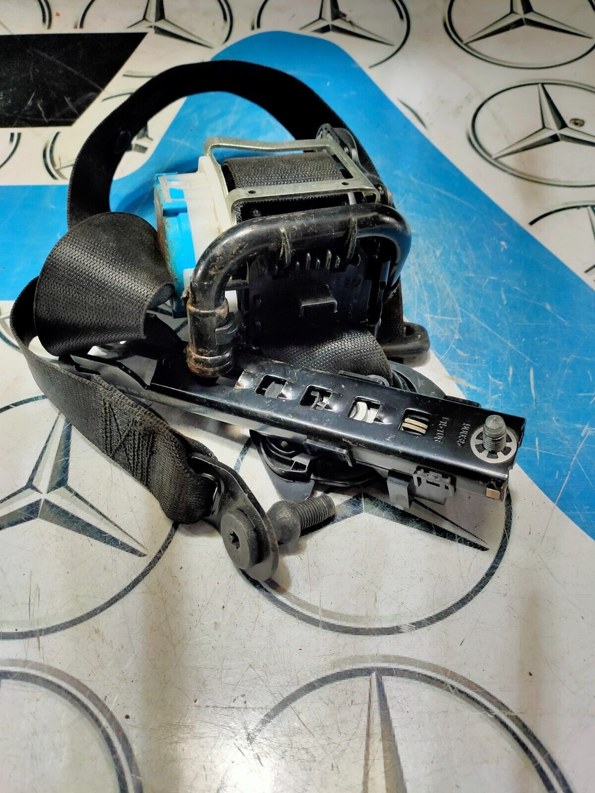 MERCEDES A CLASS SEAT BELT FRONT LEFT SIDE A1768600185 W176 2012 - 2018