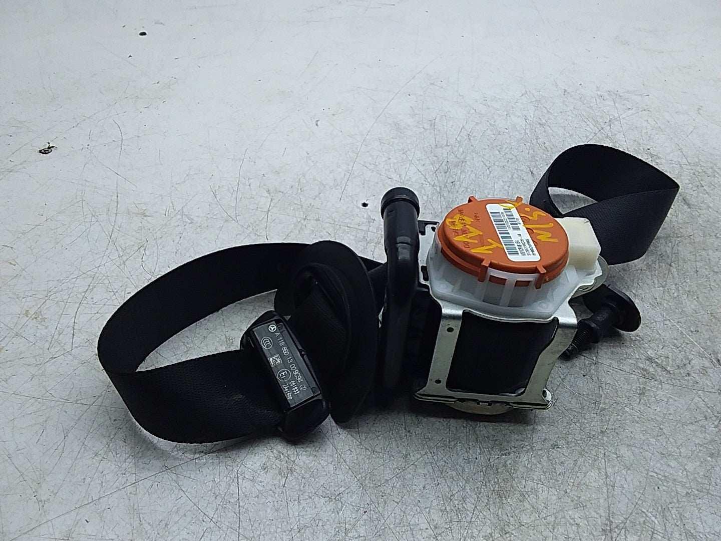  MERCEDES CLA W118 SEAT BELT FRONT LEFT PASSENGER SIDE NSF A1188601300 FMS688