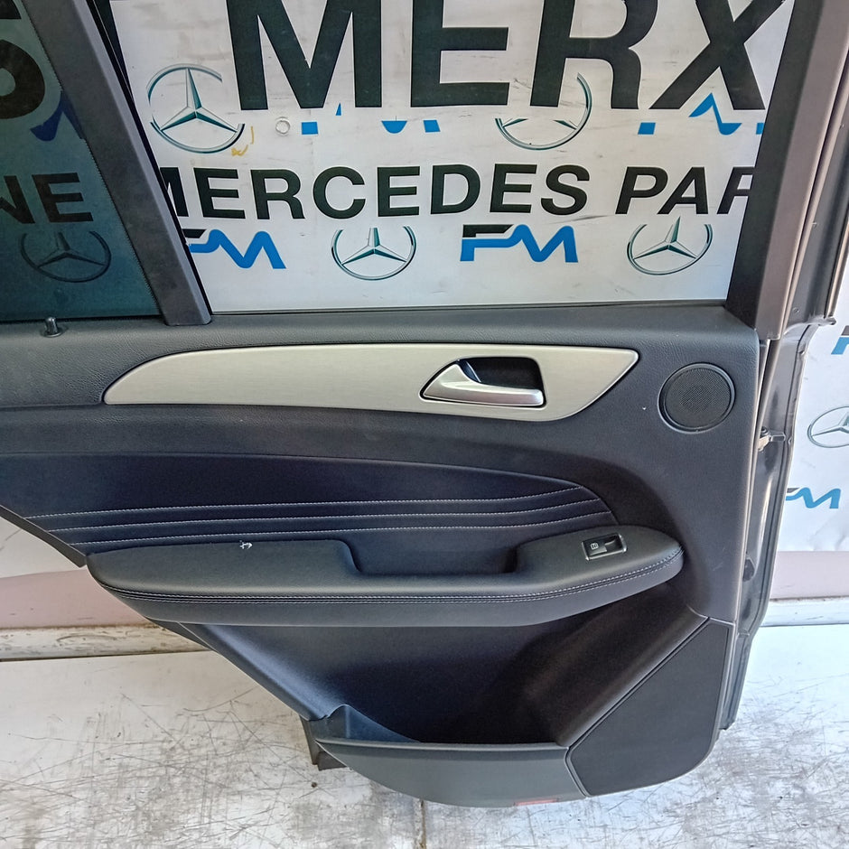MERCEDES GLE W166 PASSENGER REAR DOOR NSR GREY 2014 ON COMPLETE FMD471