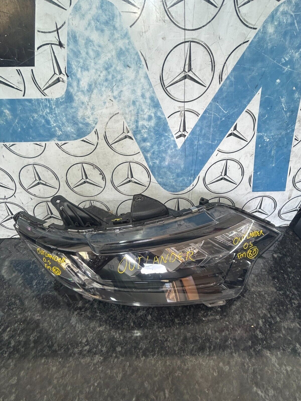 MITSUBISHI OUTLANDER  MK3 HEADLIGHT 2015-2018 RIGHT SIDE FMH80