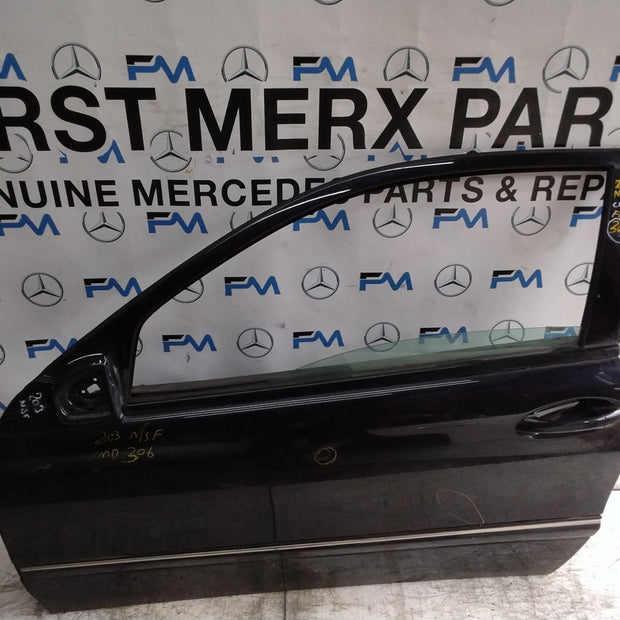 MERCEDES C-CLASS W203  PASSENGER FRONT DOOR NSF BLACK 2001-2004 COMPLETE FMD306