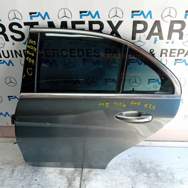 MERCEDES C-CLASS W205 PASSENGER REAR DOOR NSR GREY 2016 COMPLETE FMD484