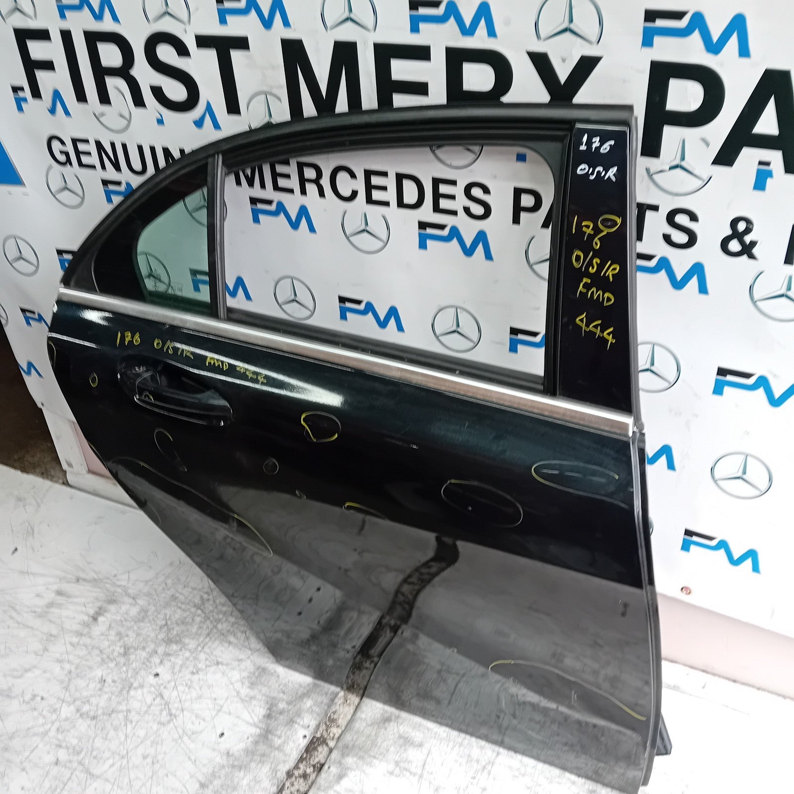 MERCEDES A-CLASS W176 DRIVER REAR DOOR OSR BLACK 2012-2018 COMPLETE FMD444