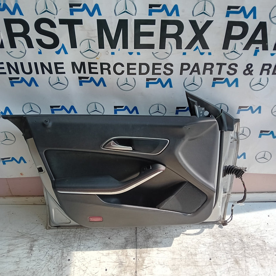MERCEDES CLA W117 PASSENGER FRONT DOOR NSF 2013-19 SILVER COMPLETE FMD276(1)*