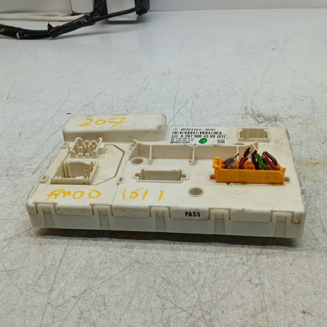 MERCEDES BENZ E-CLASS A207 CONVERTIBLE ROOF CONTROL MODULE A2079004300 FM001611