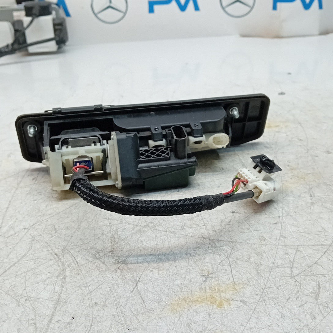 MERCEDES BENZ  GLE W166 TAILGATE HANDLE REAR VIEW CAMERA  A1667500993 FM001631