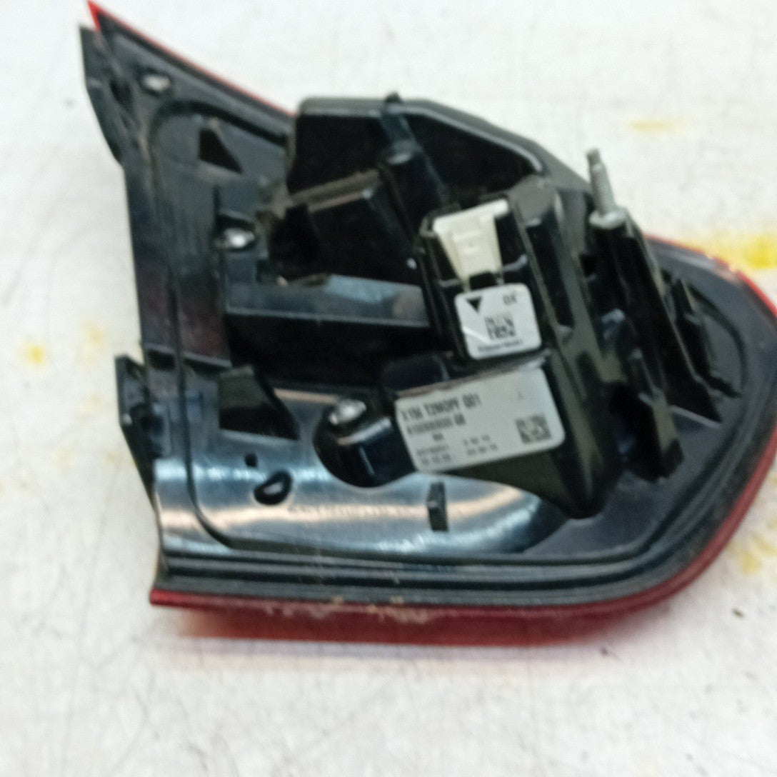 MERCEDES GLA X156 DRIVER RIGHT OS REAR INNER TAIL LIGHT A1569069000 2019 FMT280