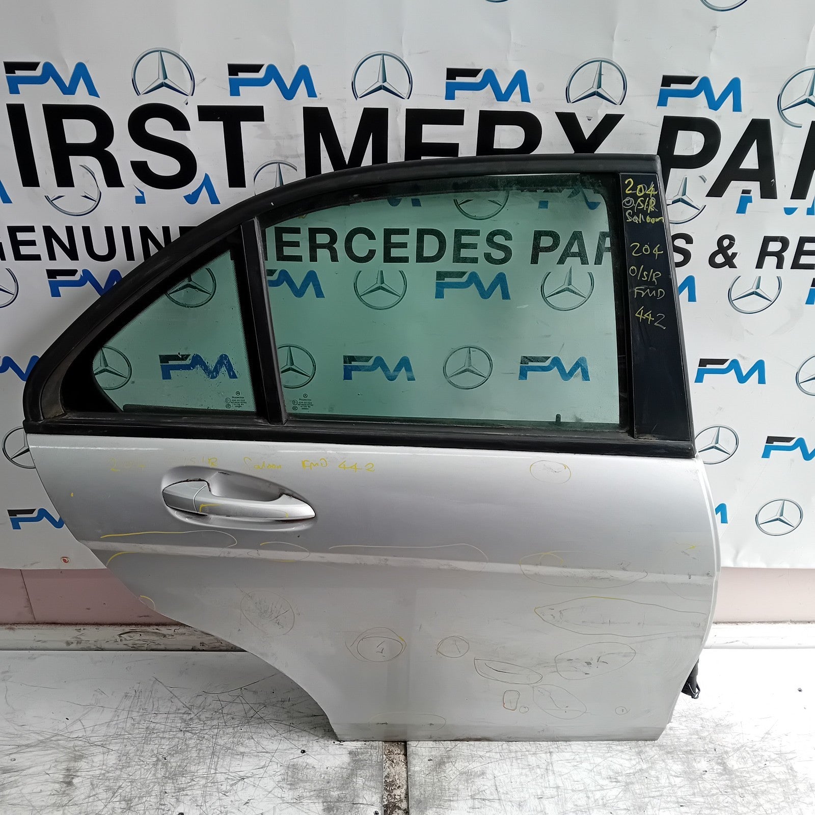 MERCEDES C-CLASS W204 SLN DRIVER REAR DOOR OSR SILVER 2008-2014 COMPLETE FMD442