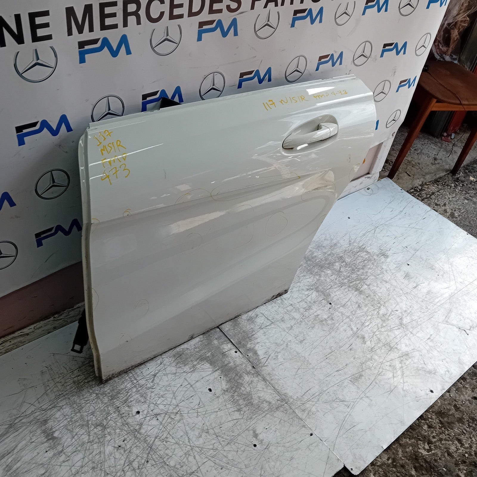 MERCEDES BENZ  CLA W117 PASSENGER REAR DOOR NSR WHITE 2014 FMD473