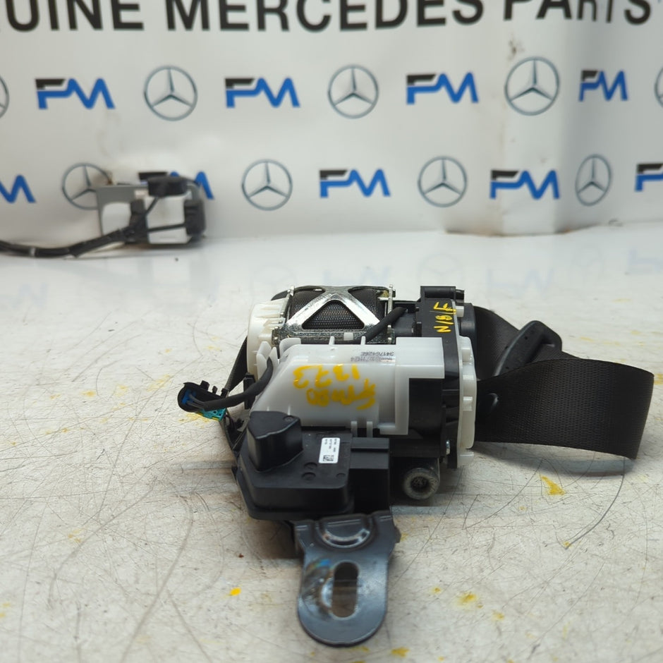 MERCEDES E-CLASS W213 FRONT PASSENGER SIDE SEAT BELT BLACK A2138605500 FM001373