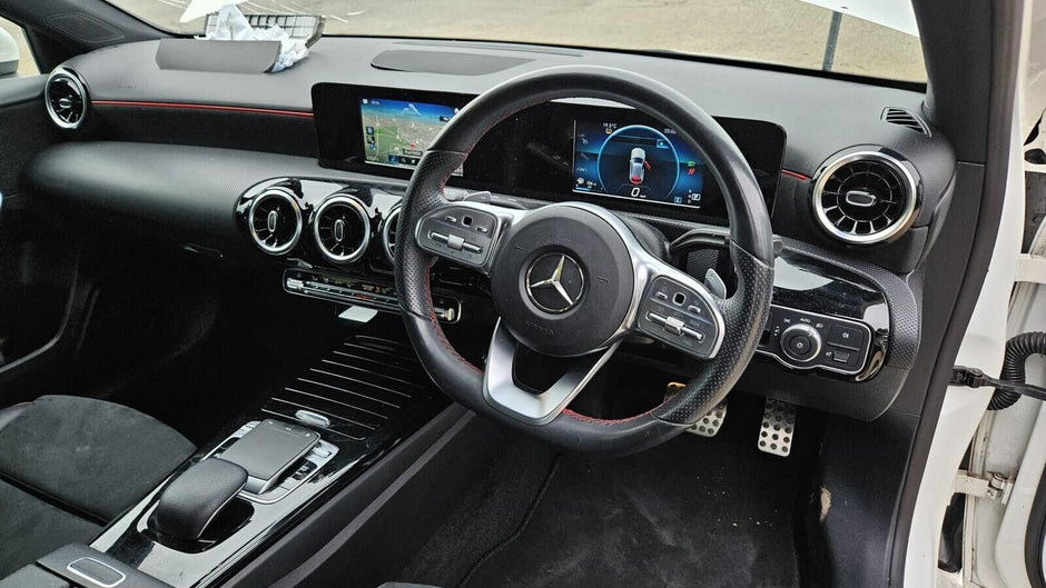 MERCEDES BENZ A-CLASS W177 - BREAKING/ ENGINE AND GEAR BOX