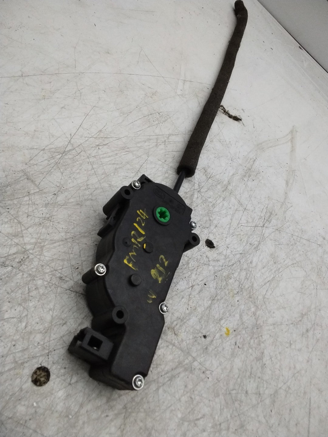 MERCEDES MERCEDES E-CLASS W212 REAR TAILGATE LOCK ACTUATOR  A2047500060 FMR124