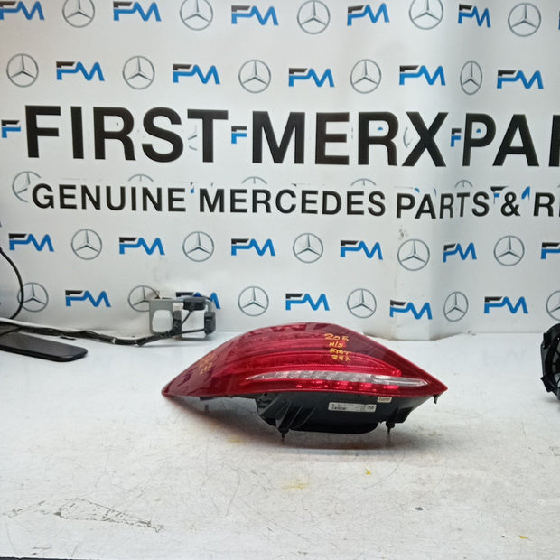 MERCEDES C-CLASS W205 PASSENGER LEFT REAR TAIL LIGHT A2059061357 2017 FMT297