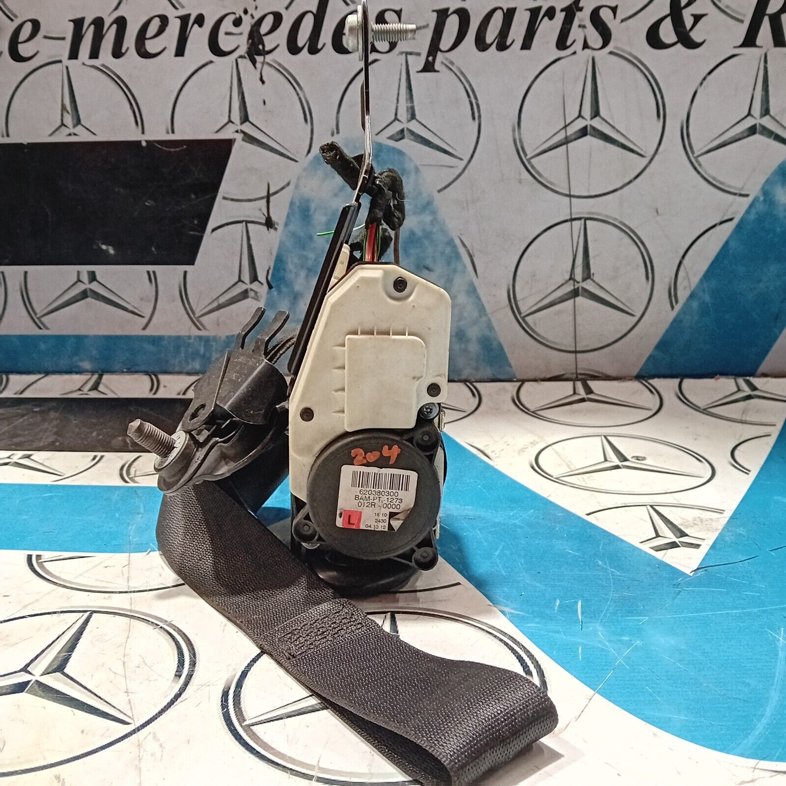 MERCEDES BENZ C CLASS W204 COUPE NEARSIDE FRONT (N.S.F) A2048601985