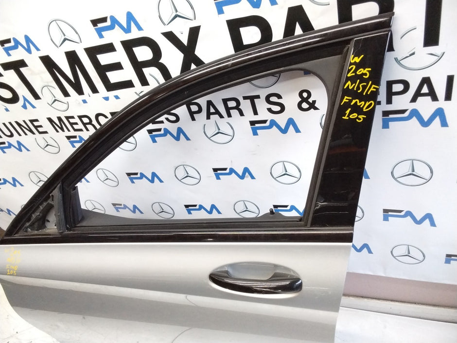 MERCEDES C-CLASS W205 PASSENGER SIDE FRONT DOOR N/S/F COMPLETE SILVER FMD105