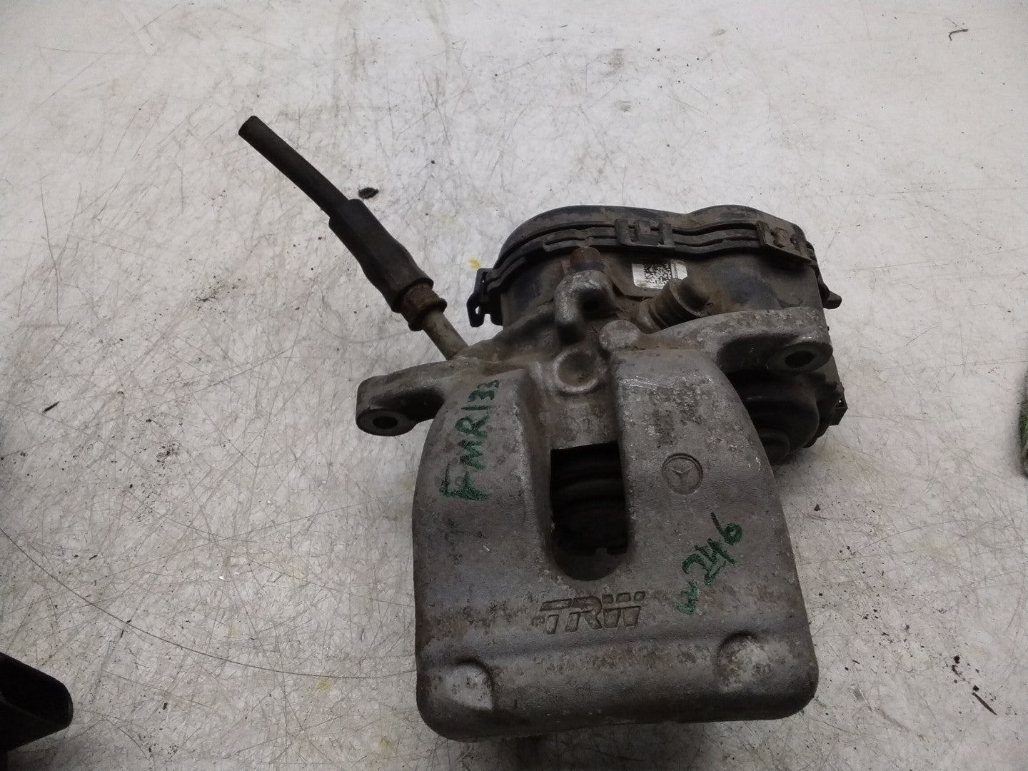 MERCEDES  B-CLASS W246 REAR RIGHT DRIVER SIDE BRAKE CALIPER A2464232298 FMR133