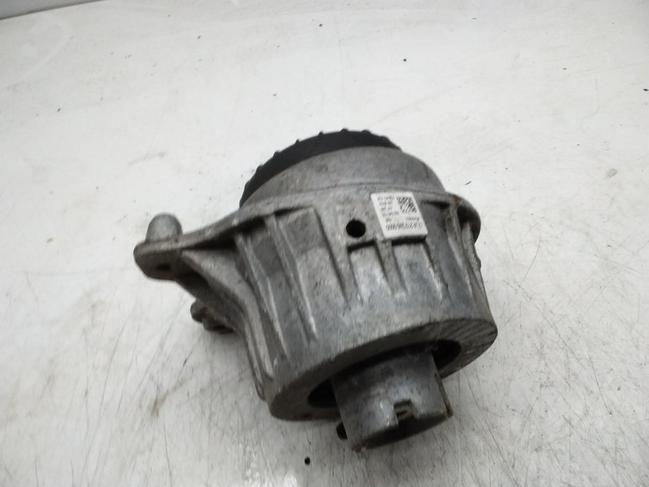 MERCEDES BENZ  E-CLASS W213 ENGINE SUPPORT BRACKET LEFT A2132400500 FMR68