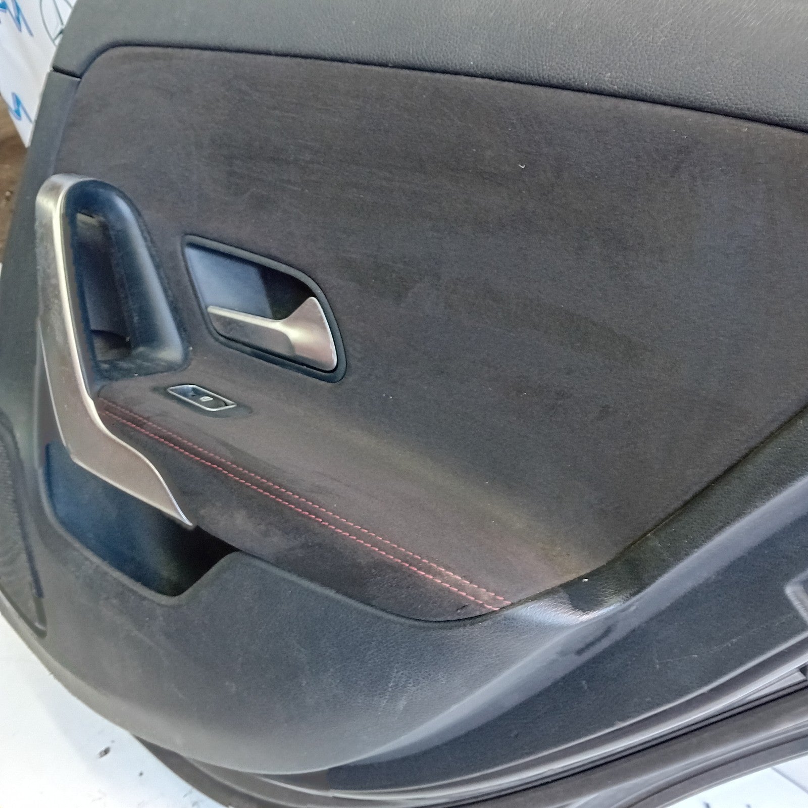 MERCEDES BENZ A-CLASS W177 DRIVER SIDE REAR DOOR ( OFF SIDE REAR ) FM09