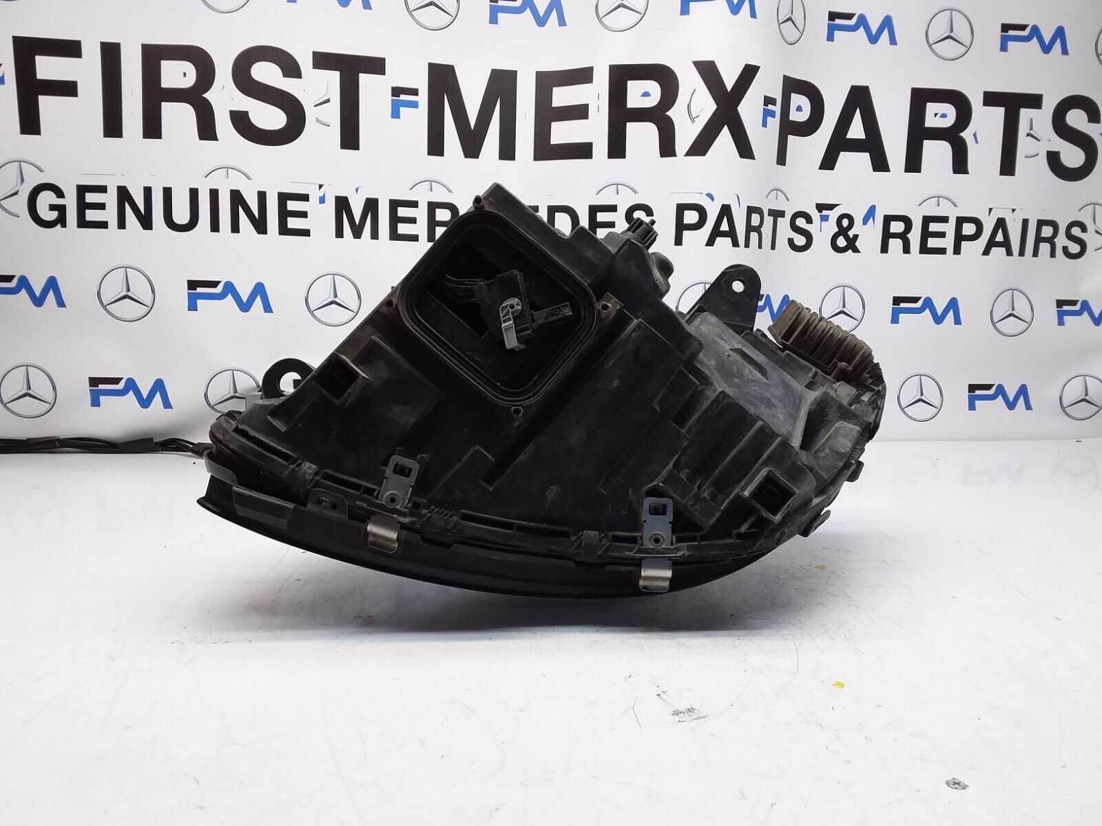 2016 MERCEDES C-CLASS W205 O/S Driver Side Front Headlight FMH46
