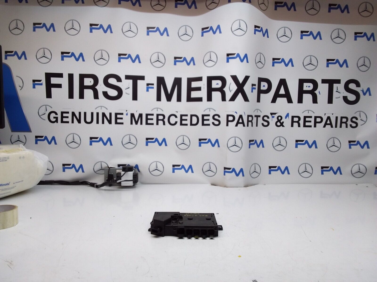 Mercedes C-Class W205 Front Inboard Fuxebox Module Unit A2055402850 FM00355