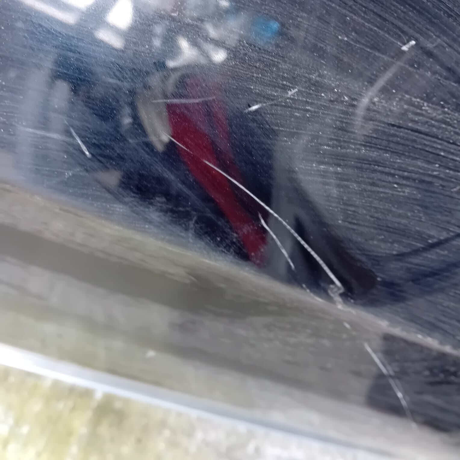 MERCEDES BENZ E-CLASS W212 DRIVER SIDE FRONT DOOR ( OFF SIDE FRONT )