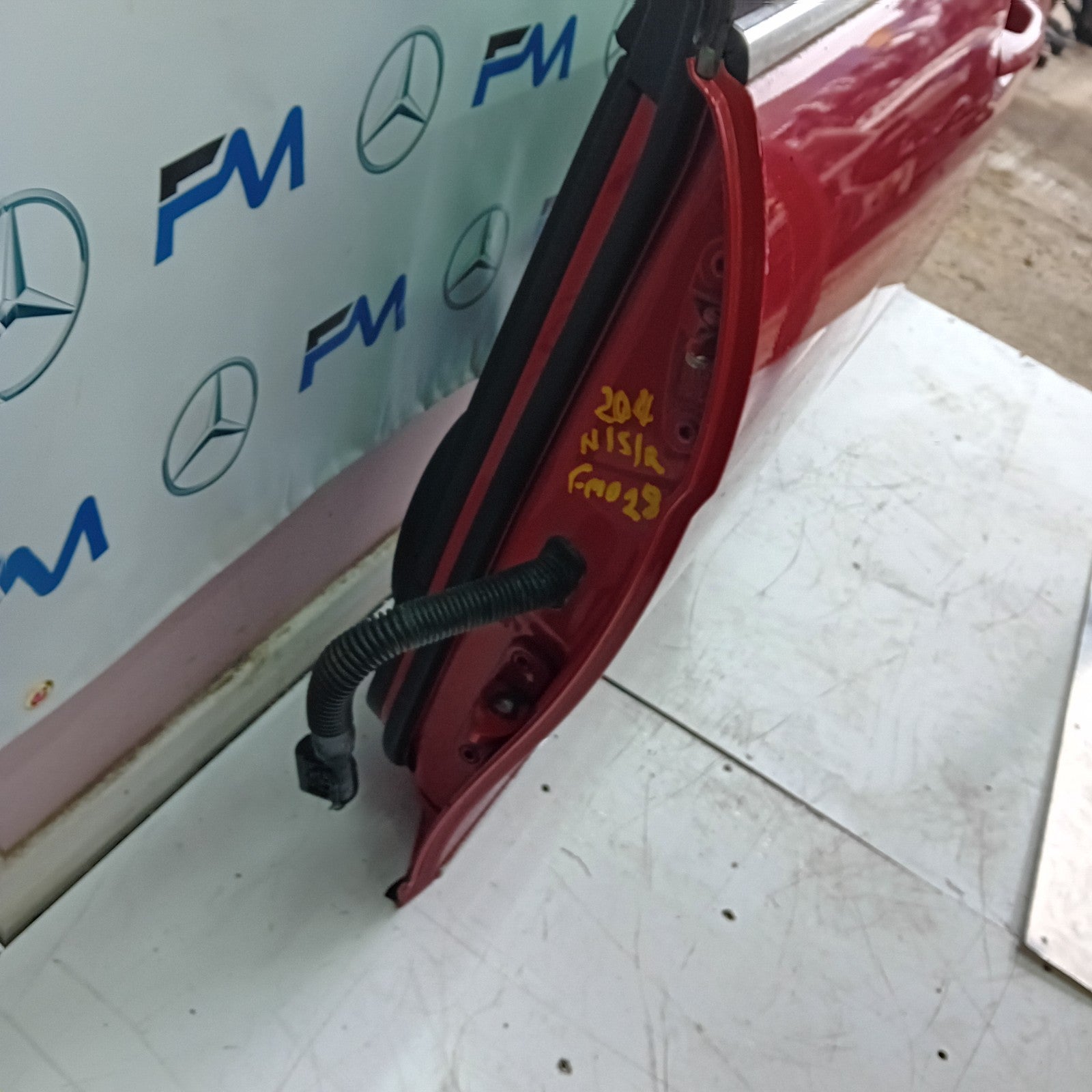 MERCEDES ESTATE C-CLASS W204 PASSENGER REAR DOOR (N/S/R) RED 2008-2014 FMD28