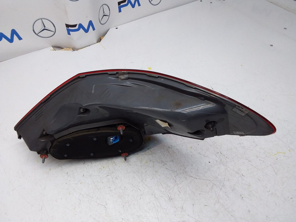MERCEDES  C CLASS W205 REAR PASSENGER SIDE LED LIGHT A2059061357 FMT16 2016