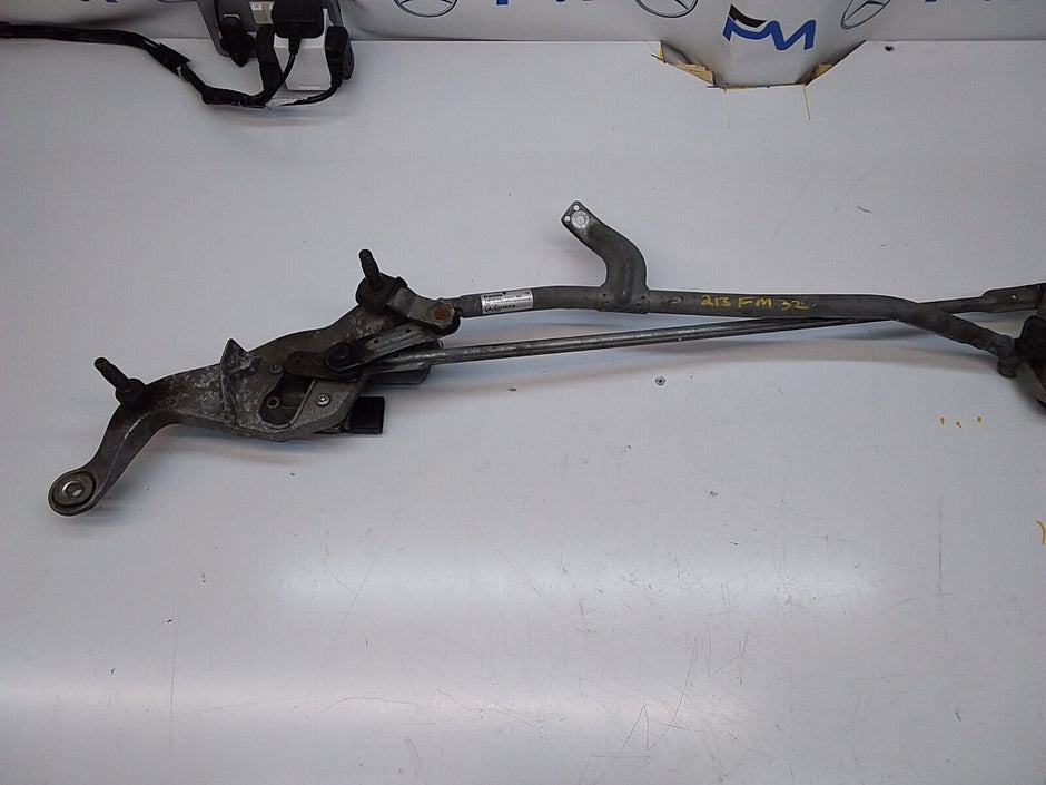 MERCEDES E-CLASS 2018 W213 A2138200740 FRONT WIPER MOTOR  FM00188
