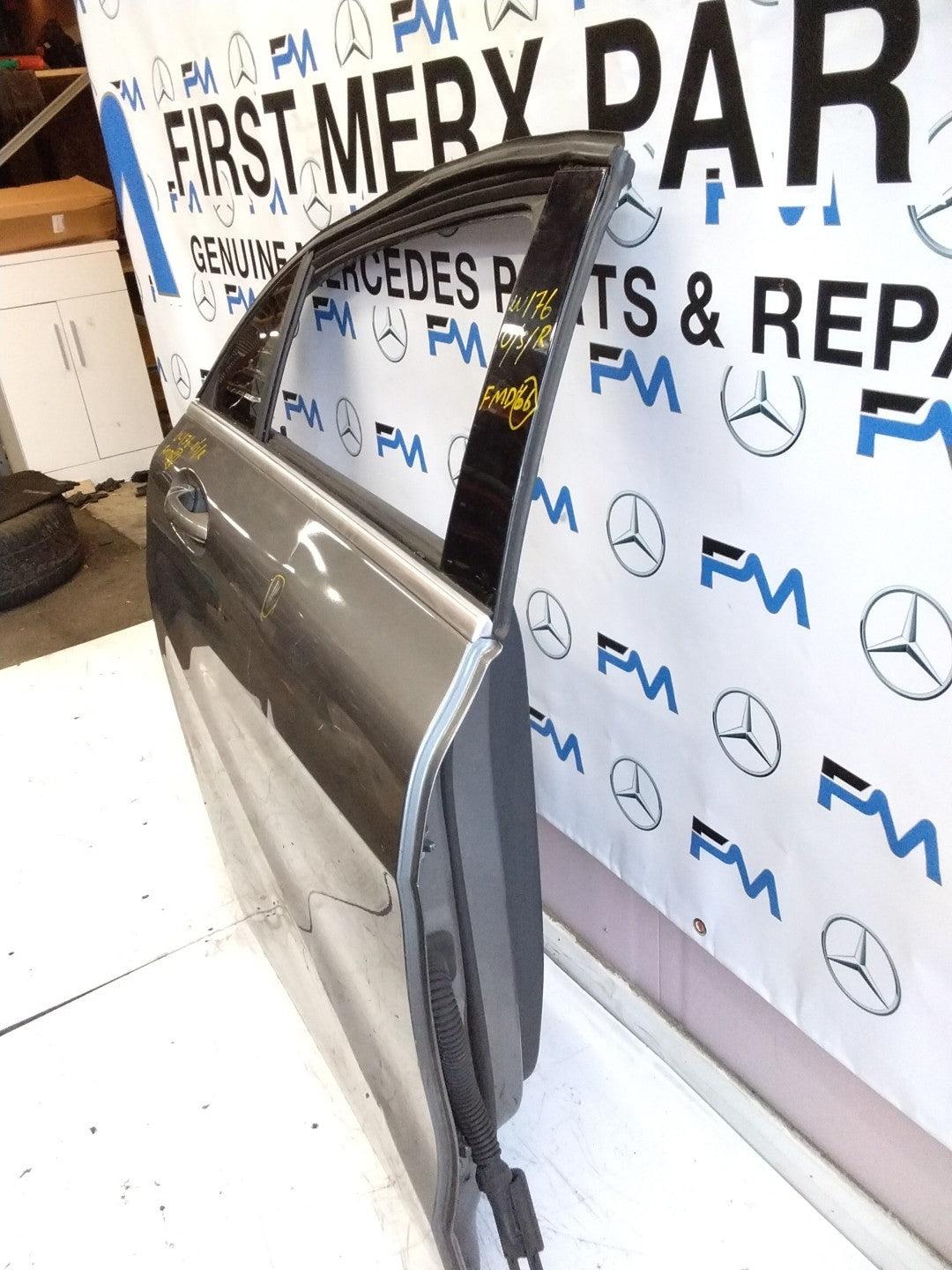 MERCEDES BENZ A-CLASS W176 DRIVER SIDE REAR DOOR O/S/R COMPLETE GREY FMD66 