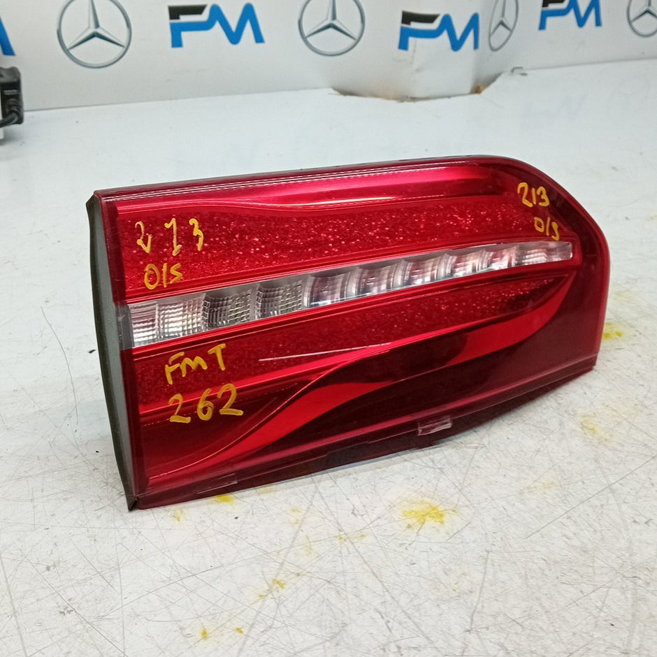 MERCEDES BENZ  E-CLASS W213 DRIVER RIGHT OS REAR TAIL LIGHT FMT262