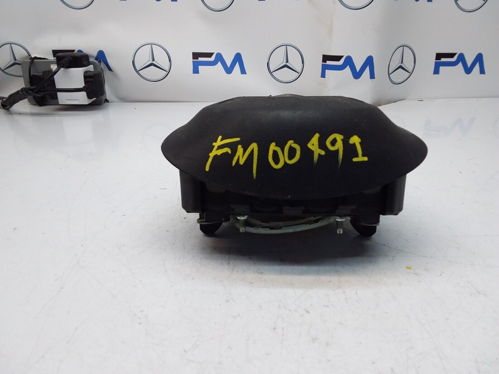MERCEDES C-CLASS W205 STEERING WHEEL AIRBAG 308998798162-AD FM00491