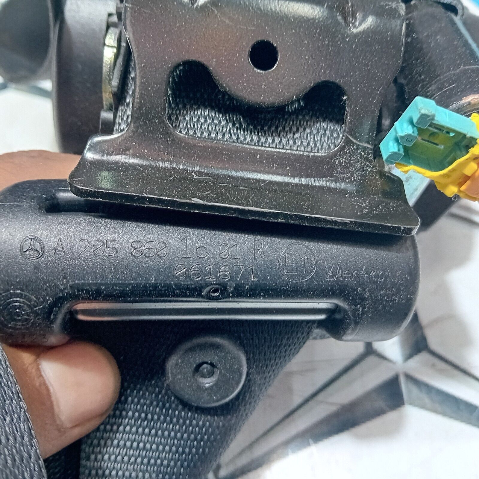 MERCEDES C CLASS SEAT BELT FRONT RIGHT 2014-2021 COUPE CONVI CABRIO A2058601601