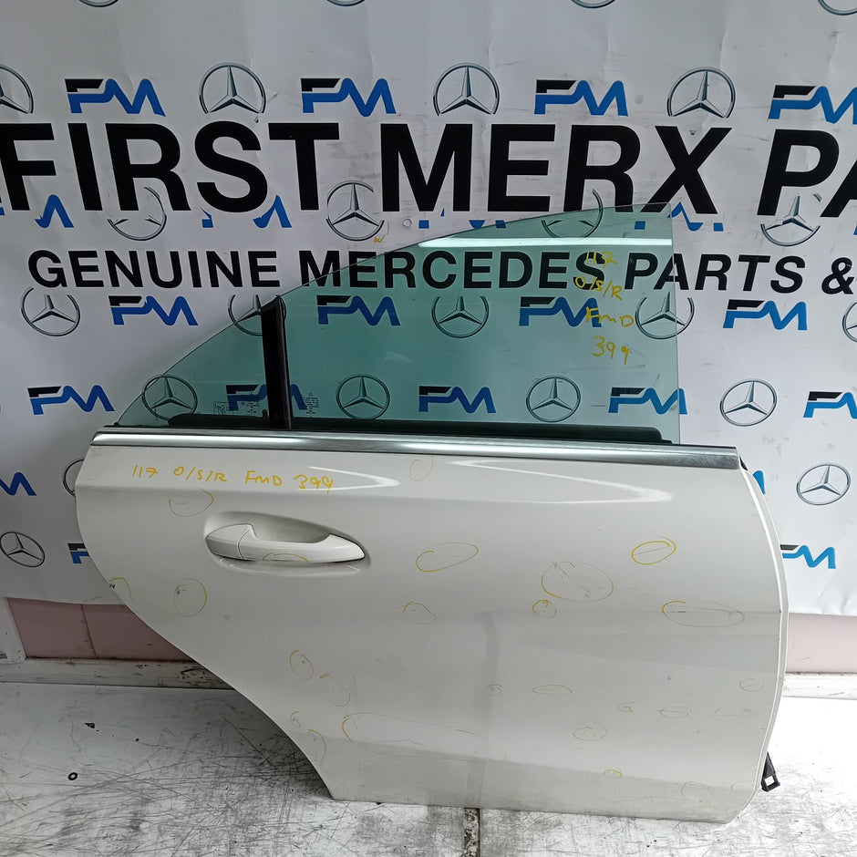MEECEDS BENZ CLA W117 DRIVER FRONT DOOR OSF WHITE  2013-19 COMPLETE FMD399