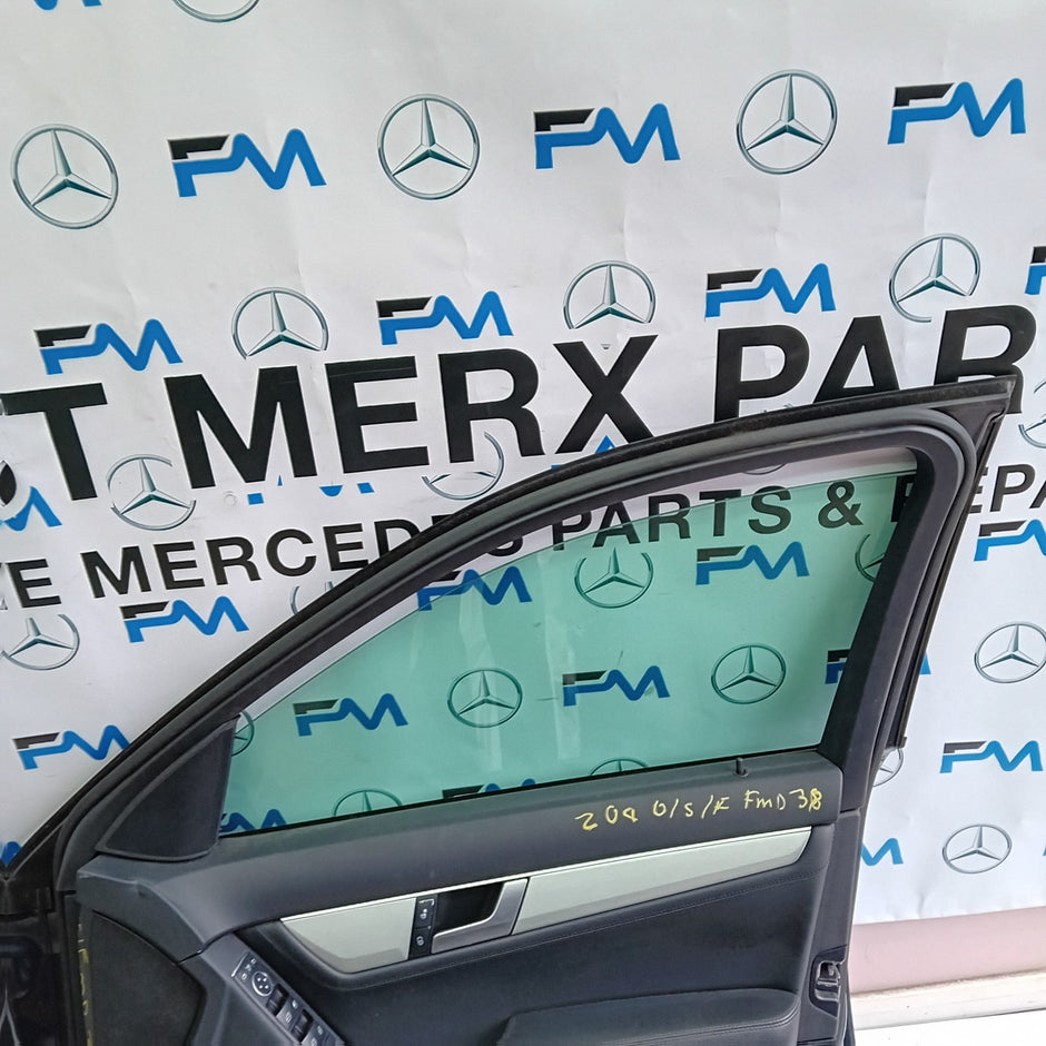 MERCEDES C-CLASS W204 DRIVER SIDE FRONT DOOR O/S/F COMPLETE GREY FMD38