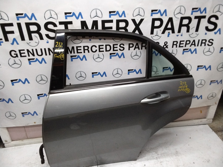 MERCEDES BENZ E-CLASS W212 PASSENGER SIDE REAR DOOR N/S/R COMPLETE SILVER FMD78