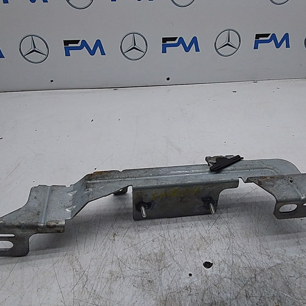MERCEDES BENZ  C-CLASS W206 MOUNTING BRACKET A2066911100 FMR204
