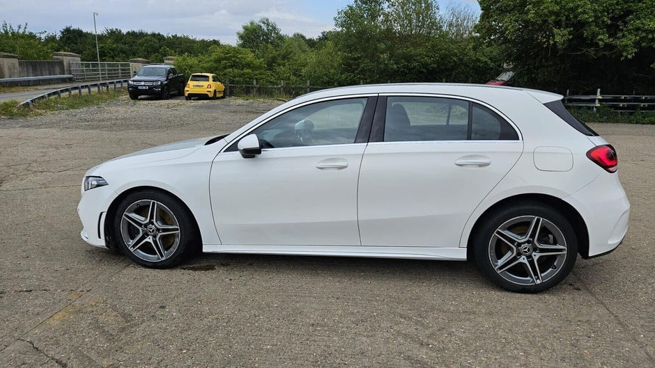 MERCEDES BENZ A-CLASS W177 / AIR BAGS ( STEERING WHEEL, KNEE, ROOF )