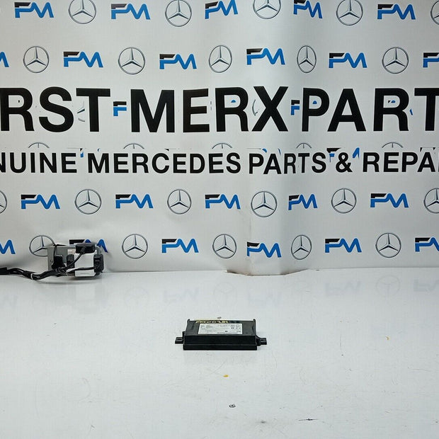 Mercedes W205 W213 Bluetooth Hermes LTE Control Unit Module  A2139002210 FM00281