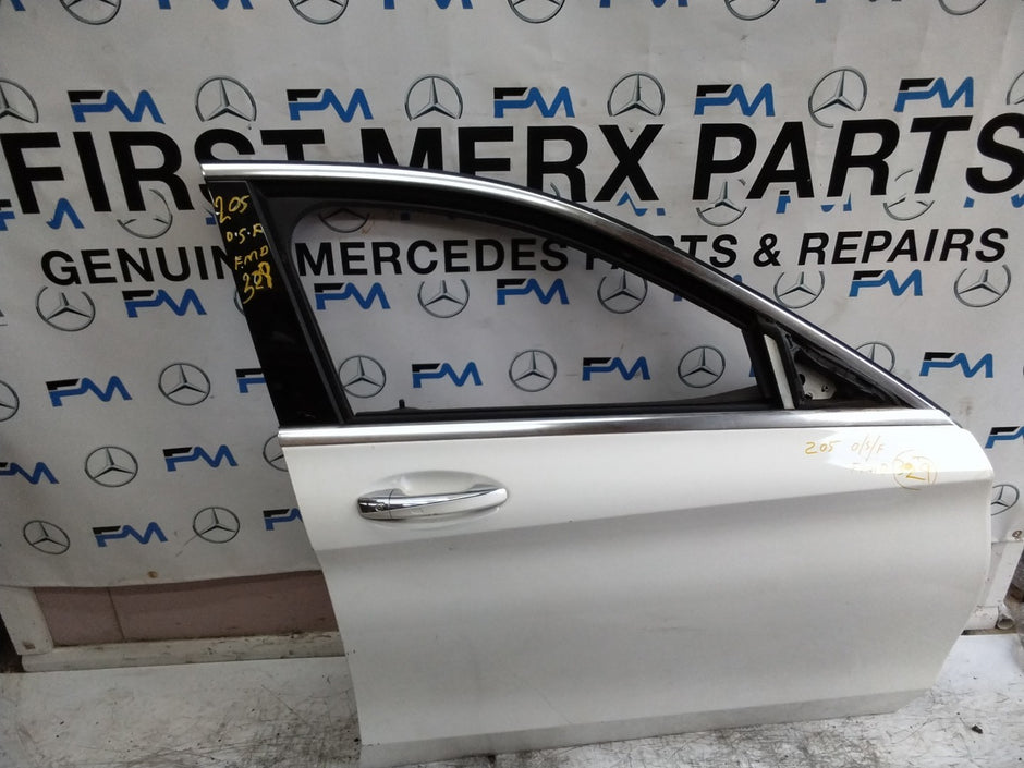 MERCEDES C-CLASS W205 SLN DRIVER FRONT DOOR OSF WHITE 2014 ON COMPLETE FMD329