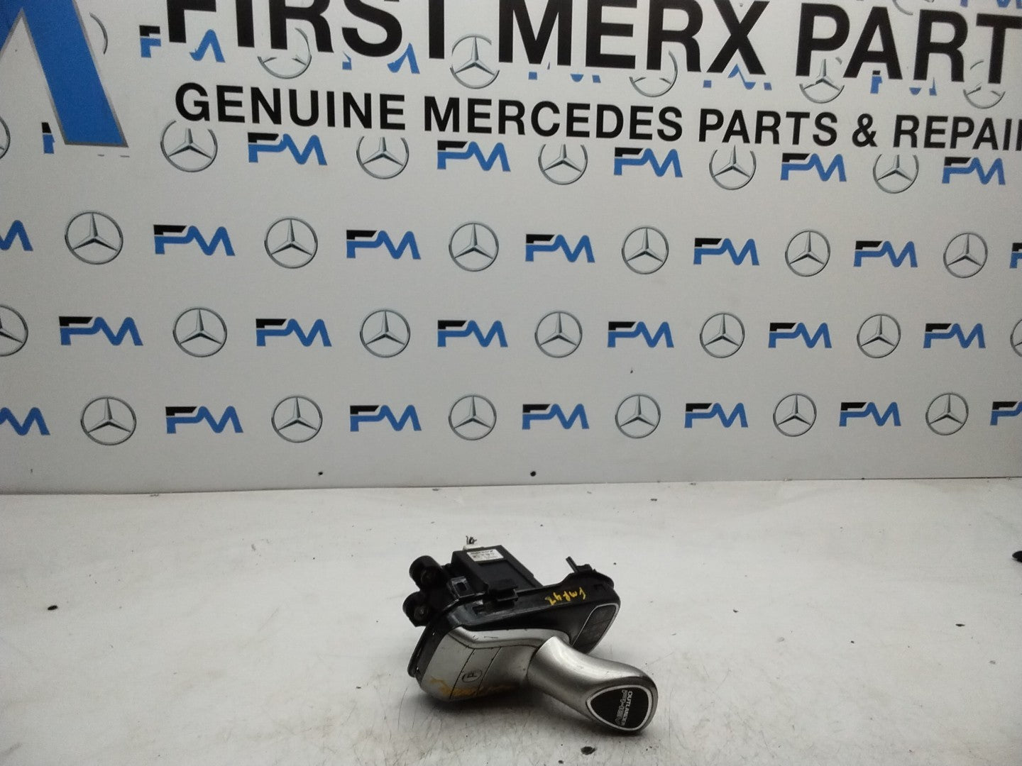 MITSUBISHI OUTLANDER GEAR STICK 2400A355 FMR47
