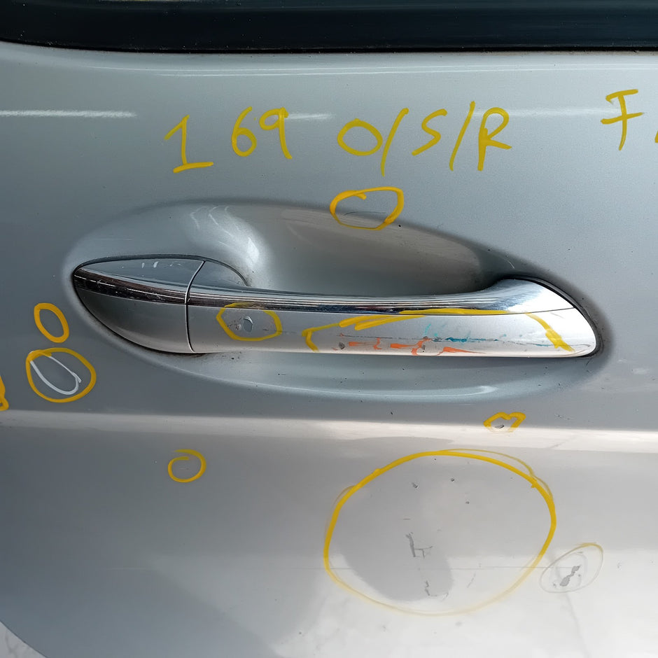 MERCEDES A-CLASS W169 DRIVER REAR DOOR OSR 2004-12 SILVER COMPLETE FMD276