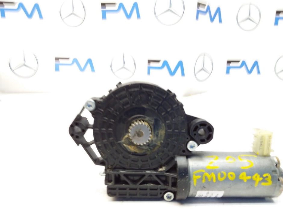MERCEDES C-CLASS W205 2018 SUNROOF MOTOR  0390200100 FM00443